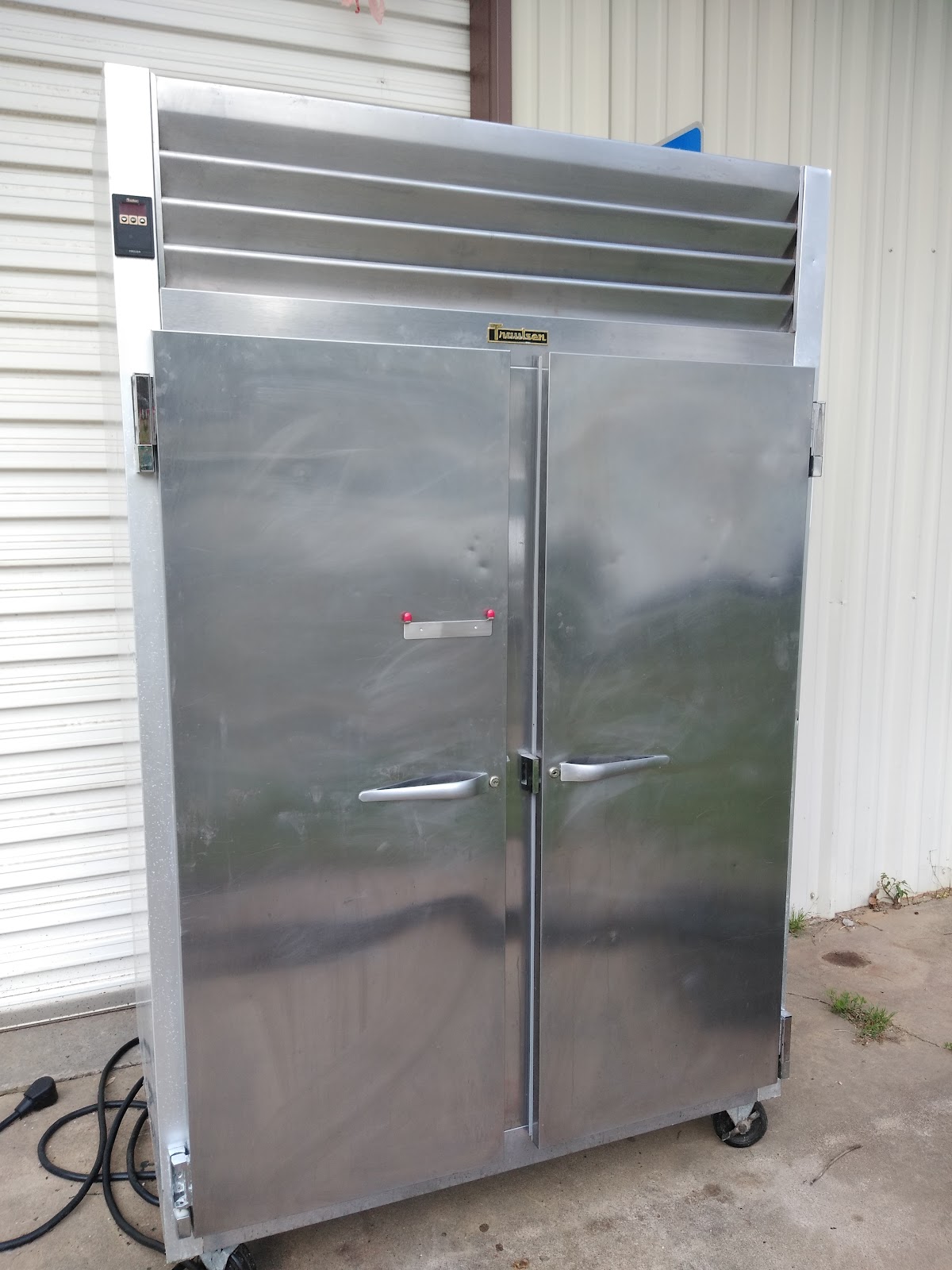 Commercial refrigeration unit serviced by Flinn's